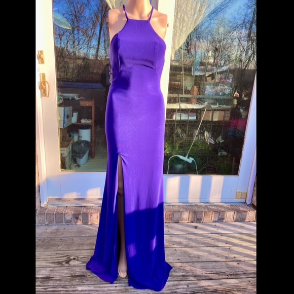 La Femme Purple Halter Neck Glam Formal Prom Dress - Picture 7 of 11